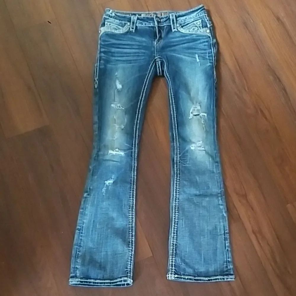 ROCK REVIVAL Boot Cut Jeans Womens size 28, Inseam 28 Brand new